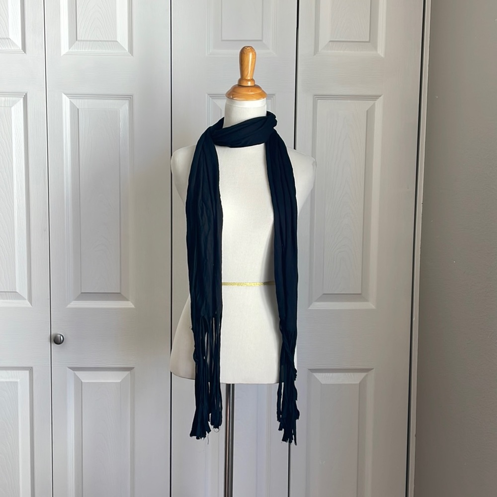 Black scarf